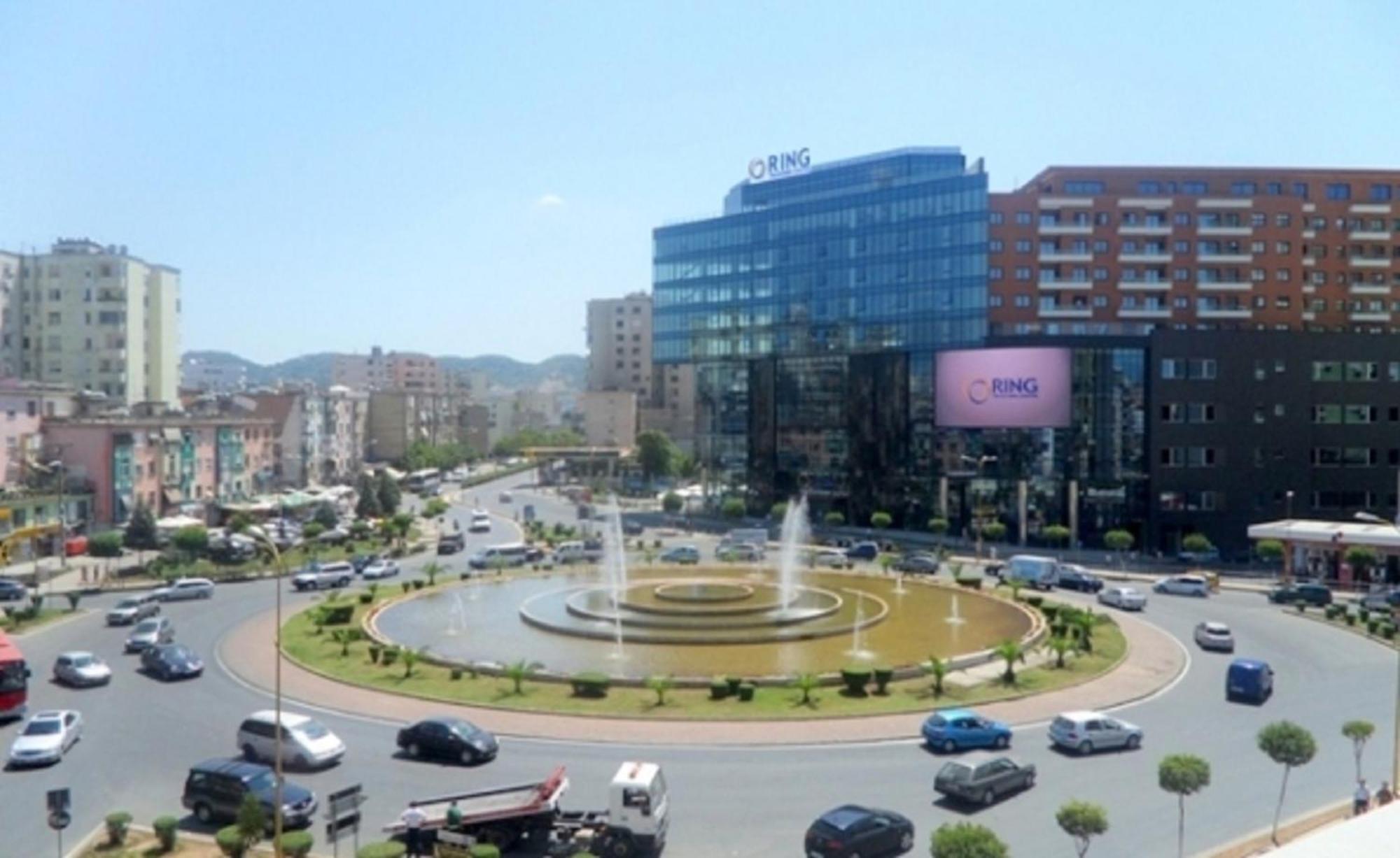 Albania Apartment Near Tirana City Center Double Or Twin Bed Extérieur photo